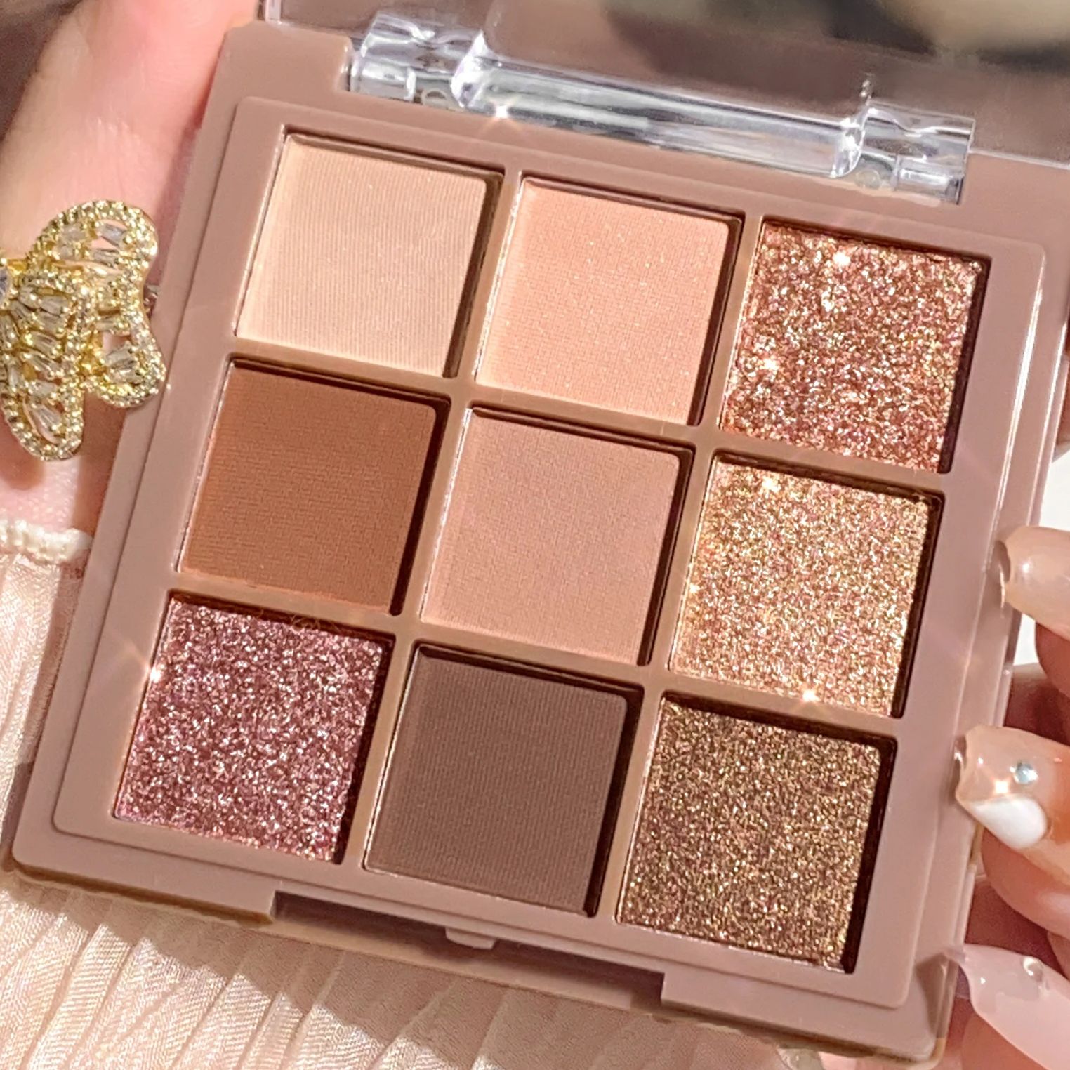Beauty Huda Makeup - Lussuosa palette di ombretti da 9-18