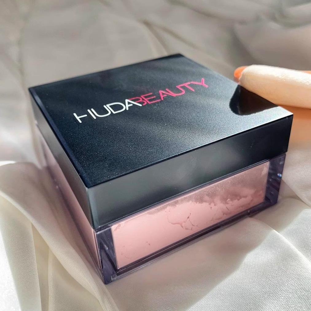 Huda Easy Bake Cipria fissante - Beauty Huda Makeup recensione e prezzo