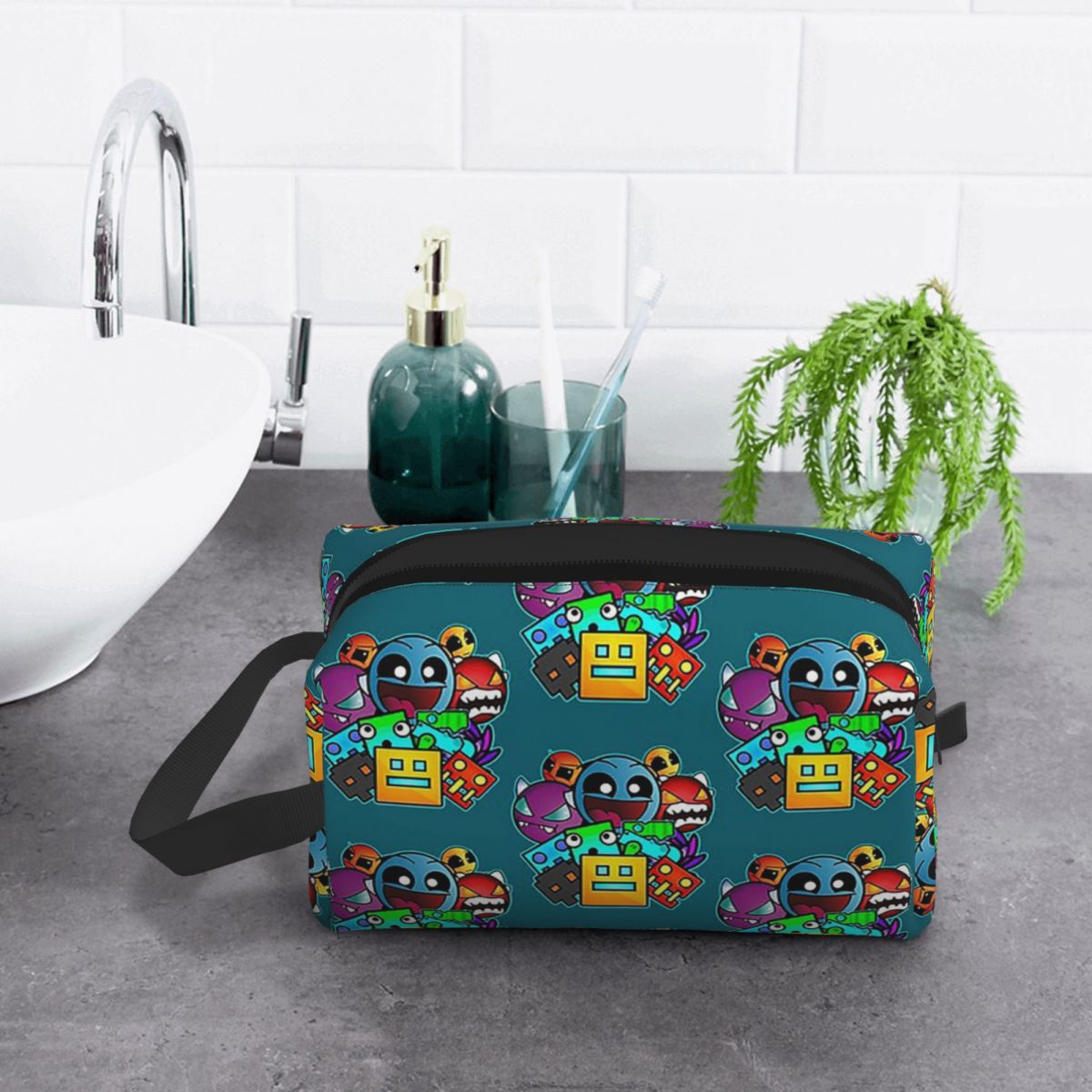 Borsa per il trucco Geometry D - Beauty Makeup Games recensione e prezzo